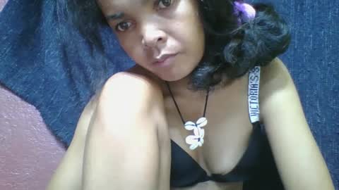 rosia685234 online show from 02/14/25, 05:57