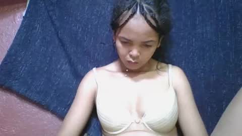 rosia685234 online show from 11/30/25, 07:45