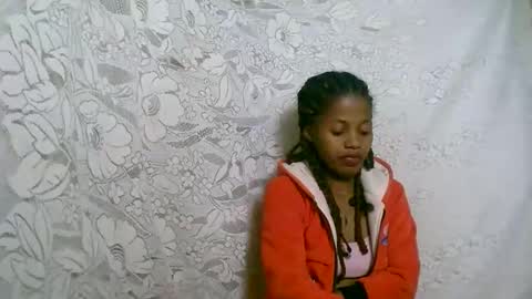 rosia online show from 10/10/25, 03:16