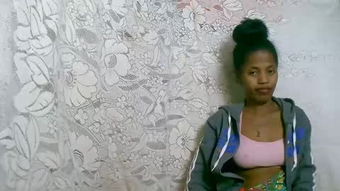 rosia online show from 10/25/25, 03:03