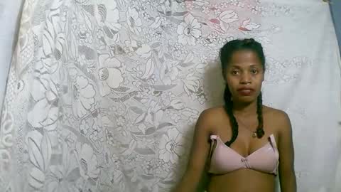 rosia online show from 11/04/25, 06:18