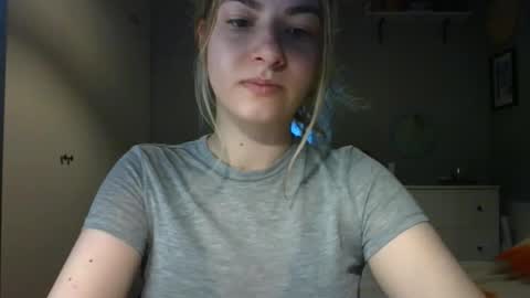 Snapshot of rosie_june chatting on 03/03/26, 07:36 Rosie online show from 03/03/26, 07:36