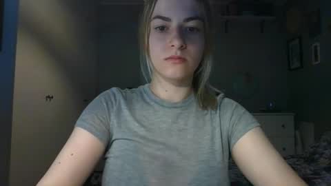 Snapshot of rosie_june chatting on 03/13/26, 07:59 Rosie online show from 03/13/26, 07:59