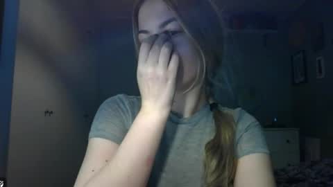 Snapshot of rosie_june chatting on 03/19/26, 07:45 Rosie online show from 03/19/26, 07:45