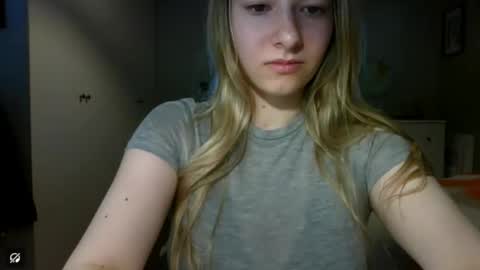 Snapshot of rosie_june chatting on 06/02/26, 07:43 Rosie online show from 06/02/26, 07:43