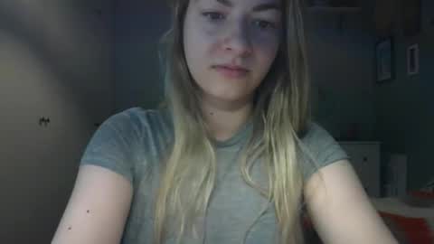 Snapshot of rosie_june chatting on 06/09/26, 07:09 Rosie online show from 06/09/26, 07:09