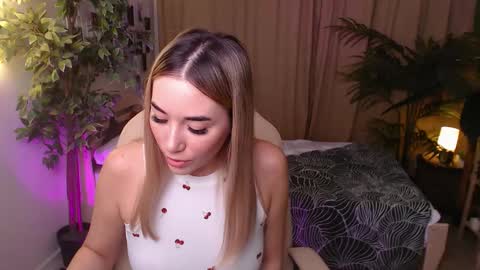 Rosie online show from 11/23/25, 01:05