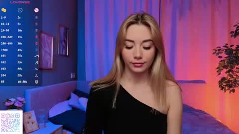 Snapshot of rosie_mac chatting on 06/21/26, 01:08 Rosie online show from 06/21/26, 01:08