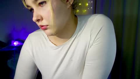 Rosie Nana online show from 12/06/24, 02:38