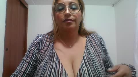 Rossana  online show from 12/06/24, 01:29