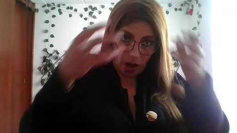 Snapshot of rossanalionheart chatting on 10/16/25, 07:26 Rossana online show from 10/16/25, 07:26