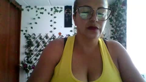 Rossana  online show from 12/21/25, 12:34