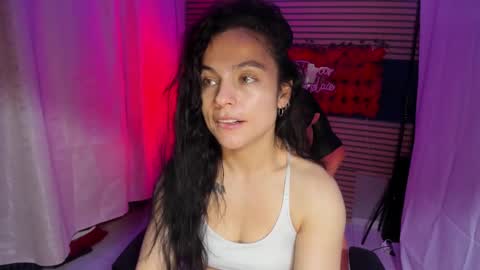 Snapshot of rosse_25 chatting on 10/06/25, 06:38 Would you like to help me with supplementation and sports suits so I can compete in powerlifting  online show from 10/06/25, 06:38