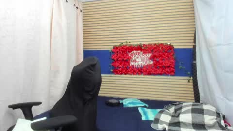 Snapshot of rosse_25 chatting on 05/15/26, 12:34 Would you like to help me with supplementation and sports suits so I can compete in powerlifting online show from 05/15/26, 12:34