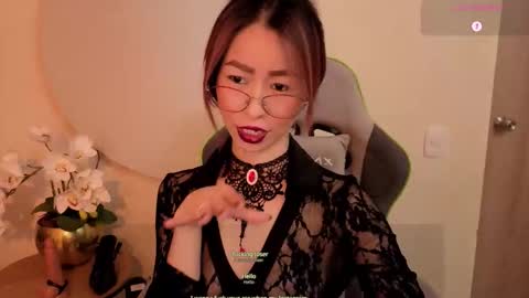 Snapshot of rosse_98_ chatting on 01/17/26, 02:33 Miss Rosse online show from 01/17/26, 02:33