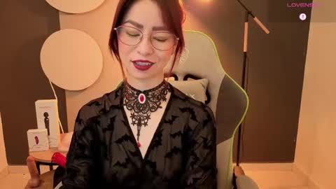 Snapshot of rosse_98_ chatting on 02/09/26, 01:04 Miss Rosse online show from 02/09/26, 01:04