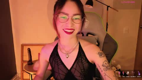 Snapshot of rosse_98_ chatting on 04/13/26, 12:43 Miss Rosse online show from 04/13/26, 12:43