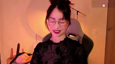 Snapshot of rosse_98_ chatting on 04/20/26, 01:58 Miss Rosse online show from 04/20/26, 01:58
