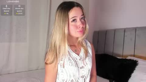 Rosse Daw Independent model  online show from 05/18/26, 05:19