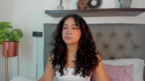 Snapshot of rossie_lanie_ chatting on 01/14/26, 12:22 rossie_lanie_ online show from 01/14/26, 12:22