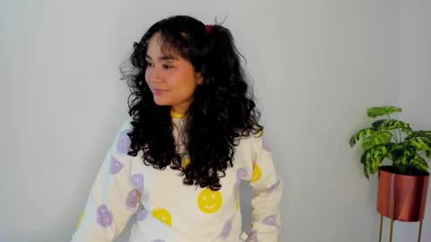 Snapshot of rossie_lanie_ chatting on 01/15/26, 02:21 rossie_lanie_ online show from 01/15/26, 02:21