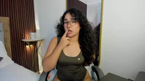 Snapshot of rossie_lanie_ chatting on 04/01/26, 06:16 rossie_lanie_ online show from 04/01/26, 06:16