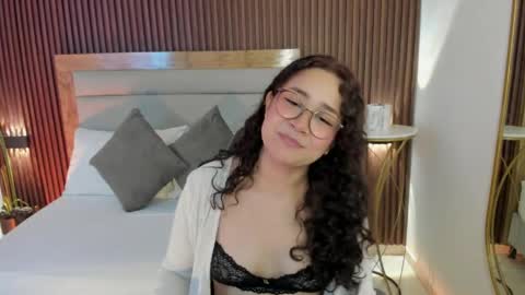Snapshot of rossie_lanie_ chatting on 04/07/26, 07:36 rossie_lanie_ online show from 04/07/26, 07:36