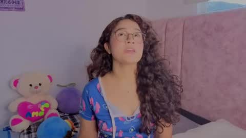 Snapshot of rossie_lanie_ chatting on 06/09/26, 10:43 rossie_lanie_ online show from 06/09/26, 10:43