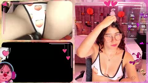 Snapshot of rossiegames chatting on 10/21/25, 03:13 Rossie online show from 10/21/25, 03:13