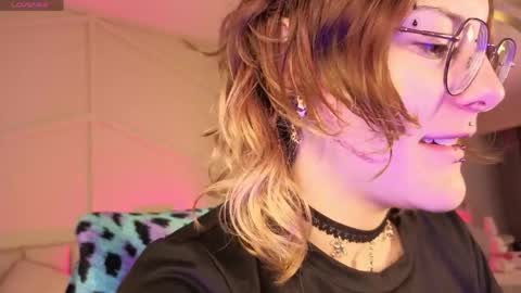 rossiie_hunt_ online show from 05/08/26, 12:32
