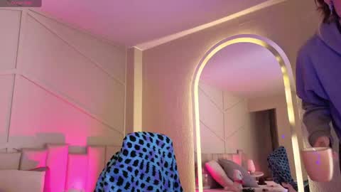 rossiie_hunt_ online show from 05/11/26, 02:45