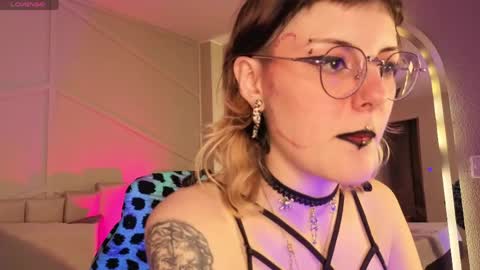 rossiie_hunt_ online show from 05/11/26, 04:04