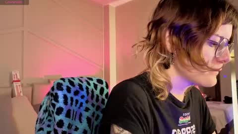 rossiie_hunt_ online show from 05/27/26, 12:24