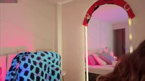 rossiie_hunt_ online show from 06/17/26, 04:30