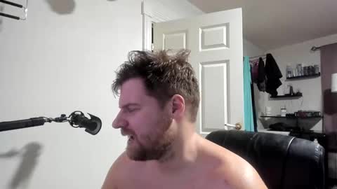 Snapshot of rostungurinn chatting on 02/27/25, 01:38 Rostungur online show from 02/27/25, 01:38