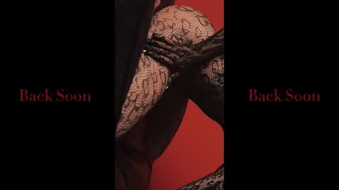 rosy_black_ online show from 11/29/25, 04:43