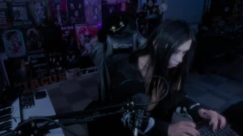 Snapshot of rotten_dreams chatting on 02/11/25, 11:44 rot online show from 02/11/25, 11:44