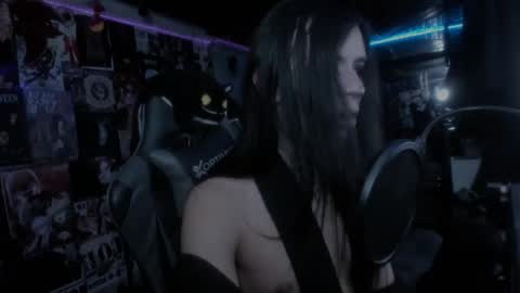 Snapshot of rotten_dreams chatting on 02/21/25, 11:32 rot online show from 02/21/25, 11:32