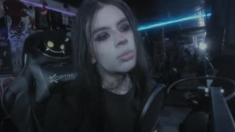 Snapshot of rotten_dreams chatting on 03/12/25, 11:12 rot online show from 03/12/25, 11:12