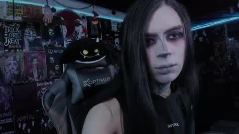 Snapshot of rotten_dreams chatting on 09/09/25, 09:03 rot online show from 09/09/25, 09:03