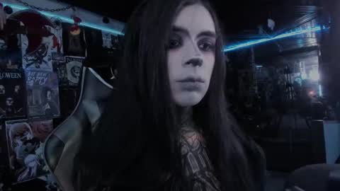 Snapshot of rotten_dreams chatting on 09/24/25, 10:57 rot online show from 09/24/25, 10:57