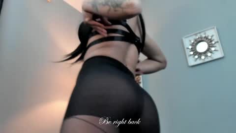 Snapshot of rougedoe chatting on 05/12/26, 12:02 Mistress Lana online show from 05/12/26, 12:02