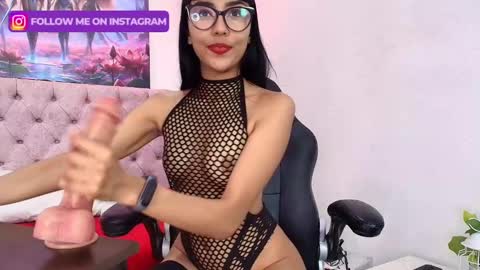 Snapshot of roulyy chatting on 02/03/25, 07:52  JESSY ROULY online show from 02/03/25, 07:52