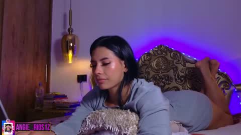 Snapshot of rouse_leon chatting on 03/15/26, 06:47 Rouse leon online show from 03/15/26, 06:47