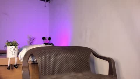 rouse_sexy_hotxx77 online show from 06/12/26, 07:18