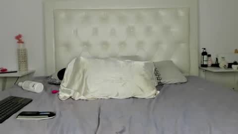 rouse_sexy_hotxx77 online show from 07/12/26, 04:42
