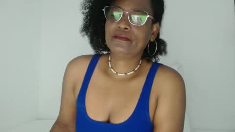 luxa online show from 10/29/25, 01:13