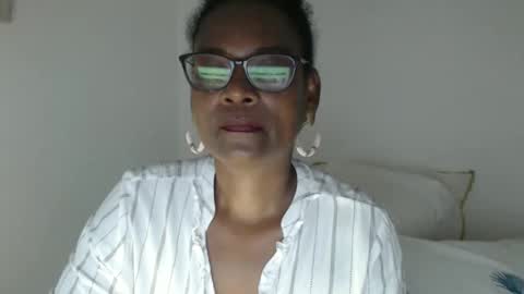 luxa online show from 02/03/26, 01:27