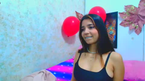 rousse_violet online show from 02/17/25, 08:47