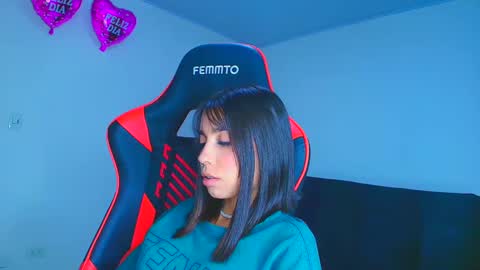 Snapshot of rousse_violet chatting on 09/29/25, 01:11 rousse_violet online show from 09/29/25, 01:11